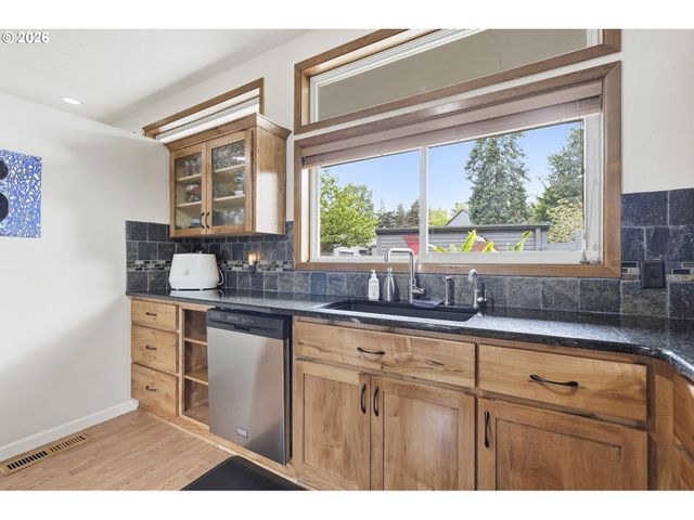 28612 Sw ASH MEADOWS Blvd 30, Wilsonville, OR 97070