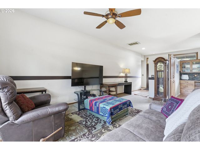28612 Sw ASH MEADOWS Blvd 30, Wilsonville, OR 97070