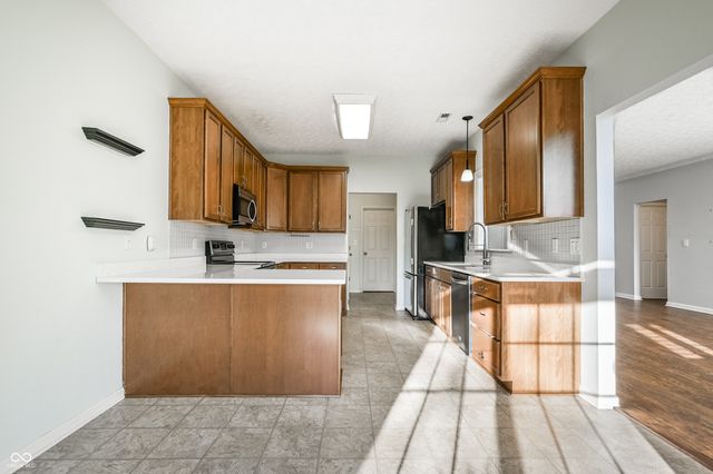 16642 Flintlock Circle, Noblesville, IN 46062