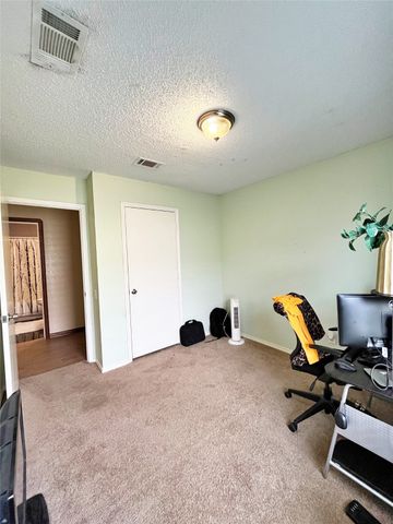 818 Bracken Place, Arlington, TX 76017