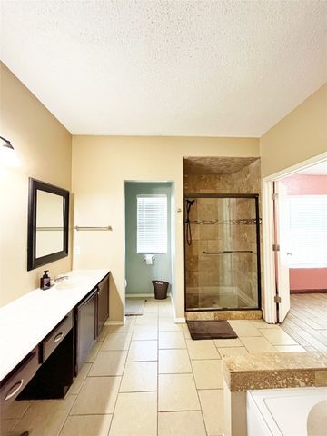 818 Bracken Place, Arlington, TX 76017