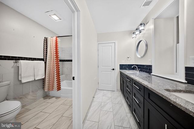 601 COOPERTOWN RD, Haverford, PA 19041