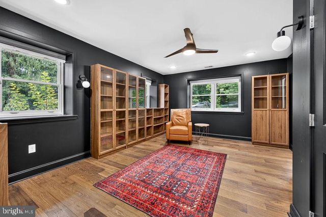601 COOPERTOWN RD, Haverford, PA 19041