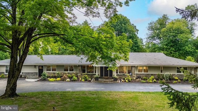 601 COOPERTOWN RD, Haverford, PA 19041