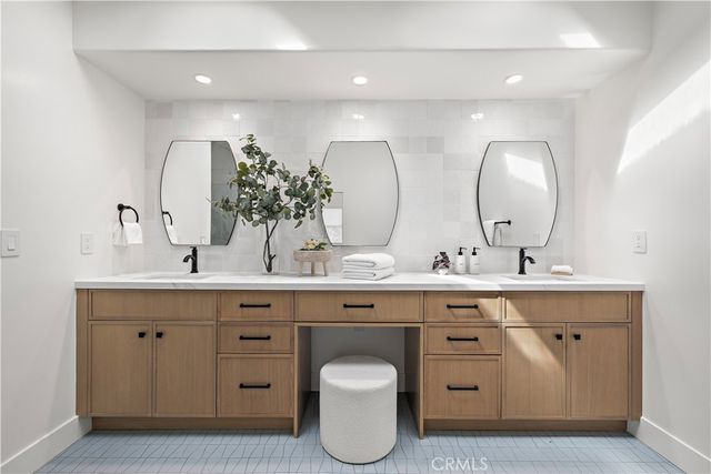 21791 Summerwind, Huntington Beach, CA 92646