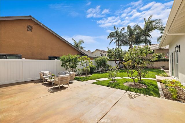 21791 Summerwind, Huntington Beach, CA 92646