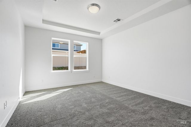 5770 N Arctic Point Ave, Meridian, ID 83646