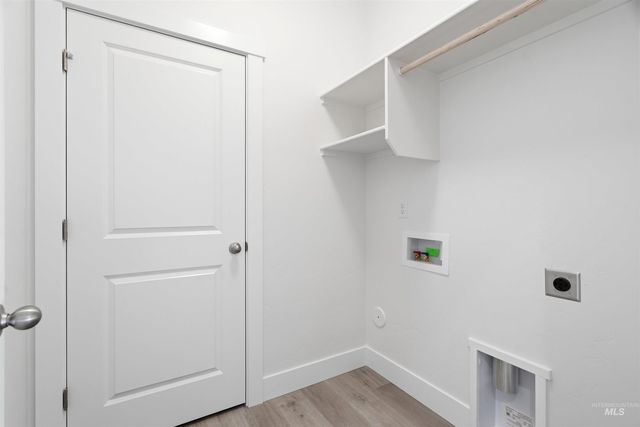 5770 N Arctic Point Ave, Meridian, ID 83646