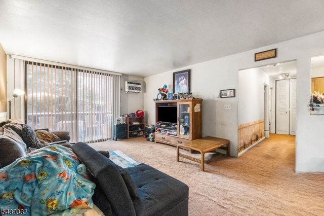 468 Liberty St, Unit 101 101, Little Ferry Boro, NJ 07643