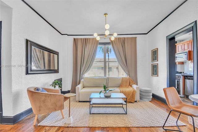 900 16th St 201, Miami Beach, FL 33139