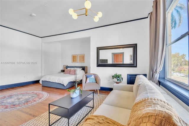 900 16th St 201, Miami Beach, FL 33139