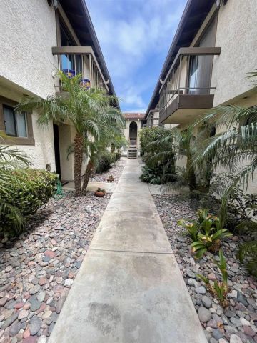 567 F, Coronado, CA 92118