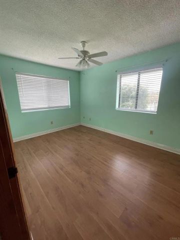 567 F, Coronado, CA 92118