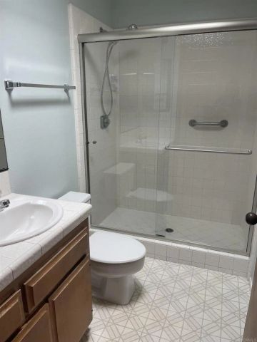 567 F, Coronado, CA 92118