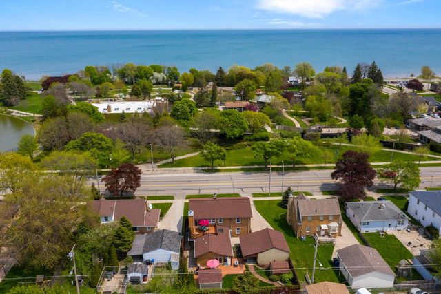 2206 N Main STREET, Racine, WI 53402