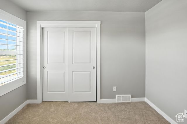 1596 S HAVEN PKWY, West Haven, UT 84401