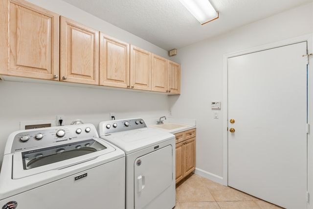 637 Masters Way, Palm Beach Gardens, FL 33418