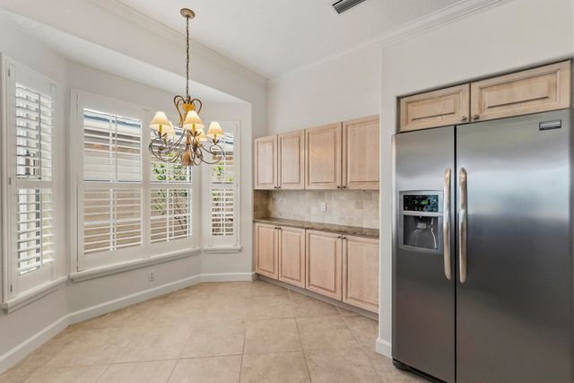 637 Masters Way, Palm Beach Gardens, FL 33418