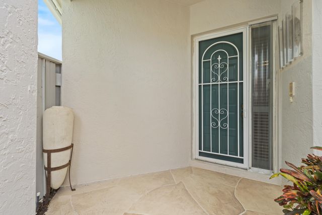 637 Masters Way, Palm Beach Gardens, FL 33418