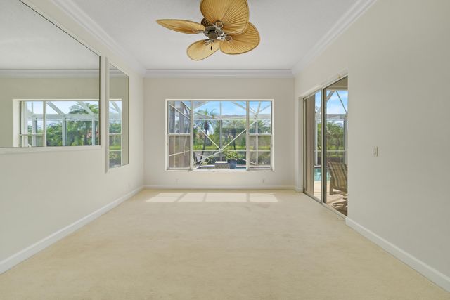 637 Masters Way, Palm Beach Gardens, FL 33418