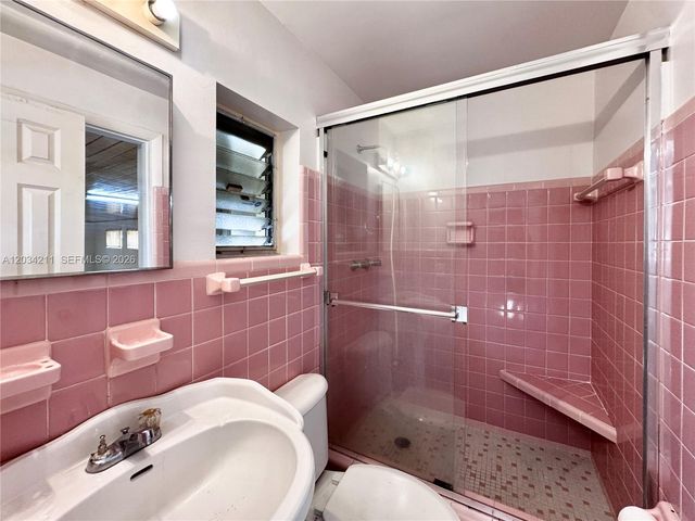 7711 Juniper St, Miramar, FL 33023