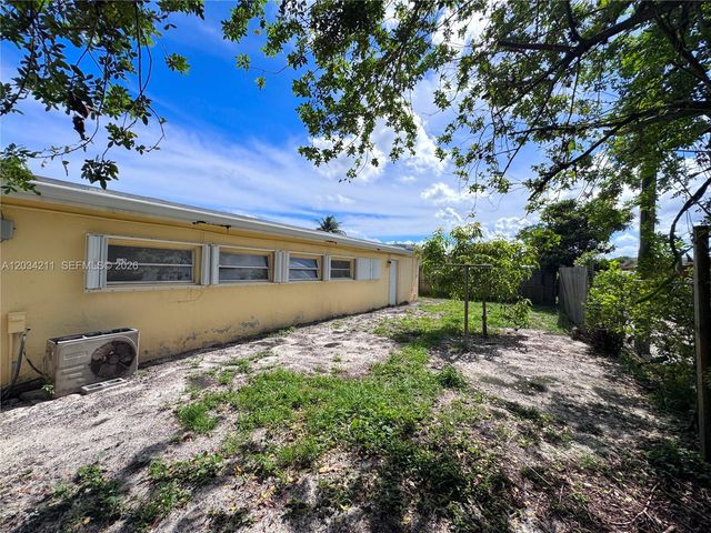 7711 Juniper St, Miramar, FL 33023