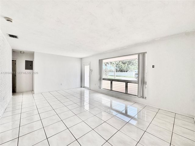 7711 Juniper St, Miramar, FL 33023
