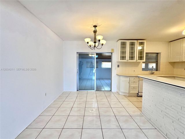 7711 Juniper St, Miramar, FL 33023