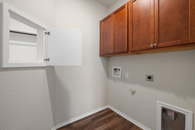 716 Kitty Hawk RD, Georgetown, TX 78633