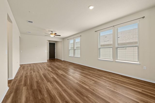 716 Kitty Hawk RD, Georgetown, TX 78633