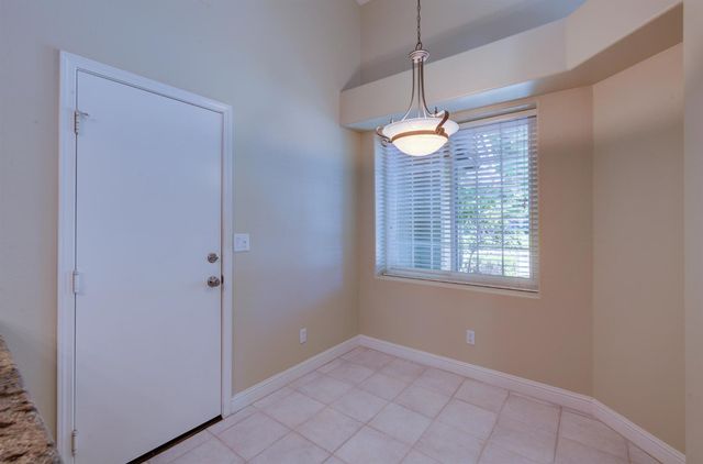 9249 N Bayford Street, Fresno, CA 93720