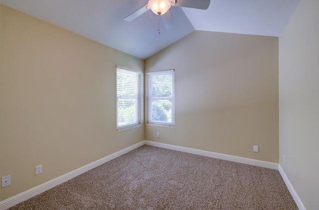 9249 N Bayford Street, Fresno, CA 93720