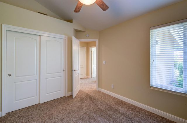 9249 N Bayford Street, Fresno, CA 93720