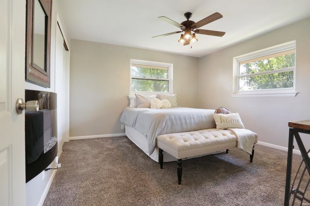 5607 Twickingham Drive, Evansville, IN 47711