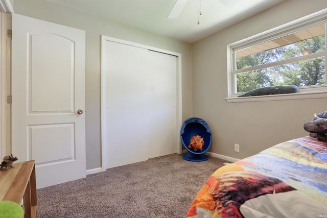 5607 Twickingham Drive, Evansville, IN 47711