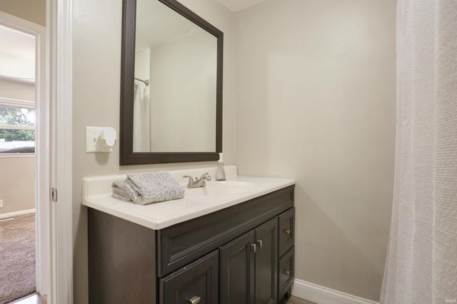 5607 Twickingham Drive, Evansville, IN 47711