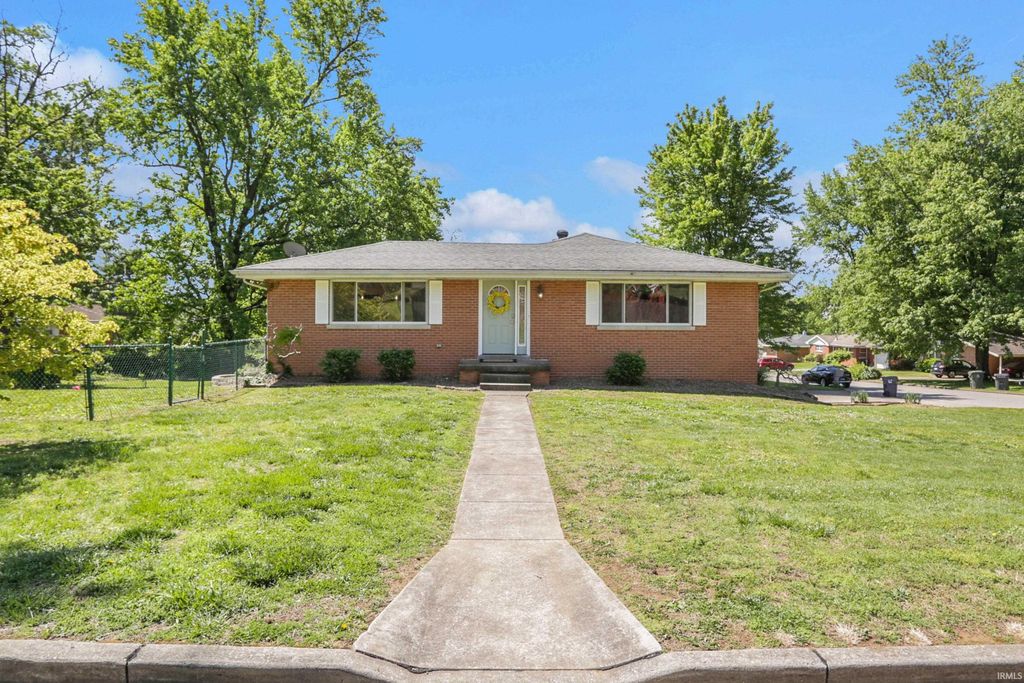 5607 Twickingham Drive, Evansville, IN 47711