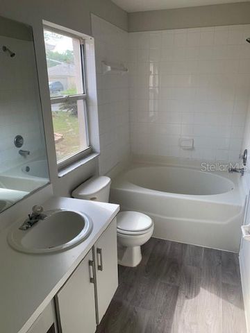 3136 PINE TOP DRIVE, Valrico, FL 33594