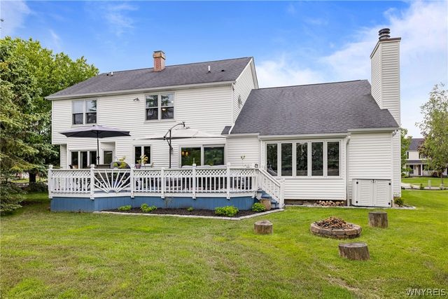 26 Hemlock Lane, Lancaster, NY 14086