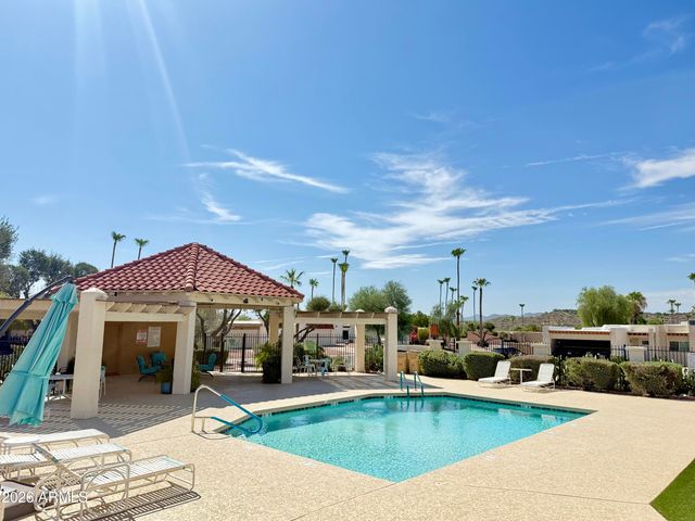 17048 E CALLE DEL ORO -- C, Fountain Hills, AZ 85268
