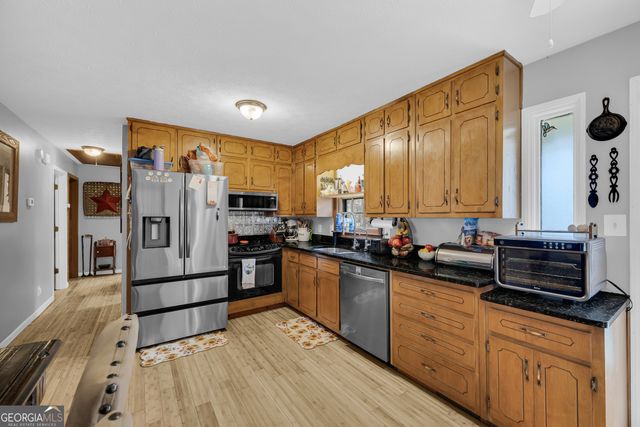 538 Valleyview Drive, Winder, GA 30680