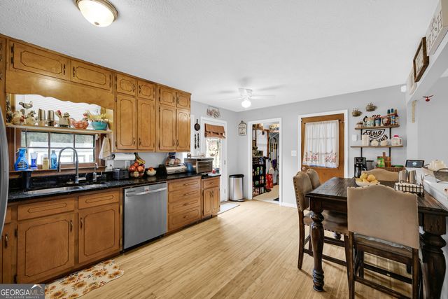 538 Valleyview Drive, Winder, GA 30680