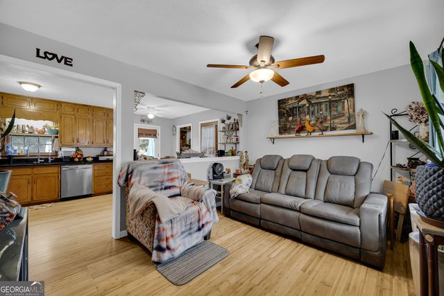 538 Valleyview Drive, Winder, GA 30680