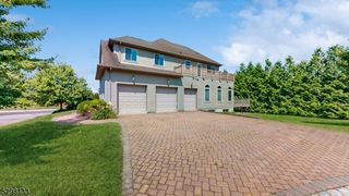 1 White Oak Ct, Hardyston Twp., NJ 07419