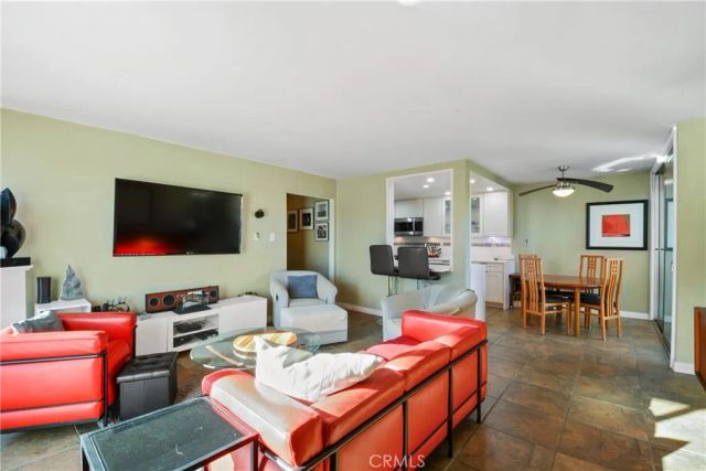 2101 E 2nd St 305, Long Beach, CA 90803