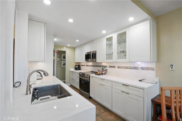 2101 E 2nd St 305, Long Beach, CA 90803