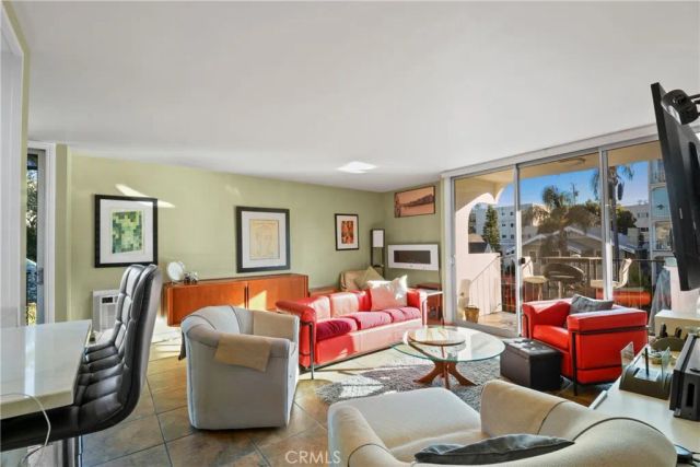 2101 E 2nd St 305, Long Beach, CA 90803