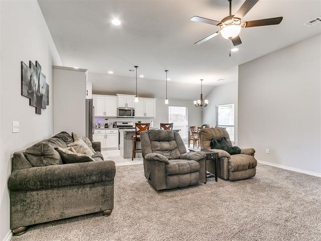 9317 Anaum Lane, Yukon, OK 73099