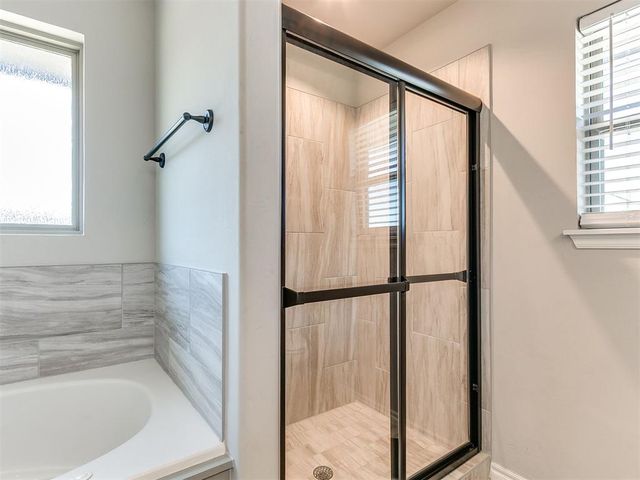 9317 Anaum Lane, Yukon, OK 73099