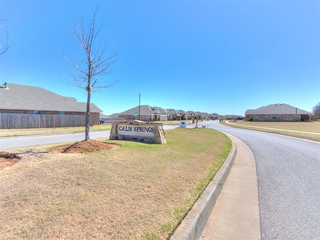 9317 Anaum Lane, Yukon, OK 73099